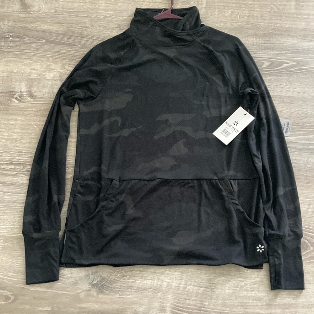 Nine West Active Black Camouflage Turtleneck Pullover